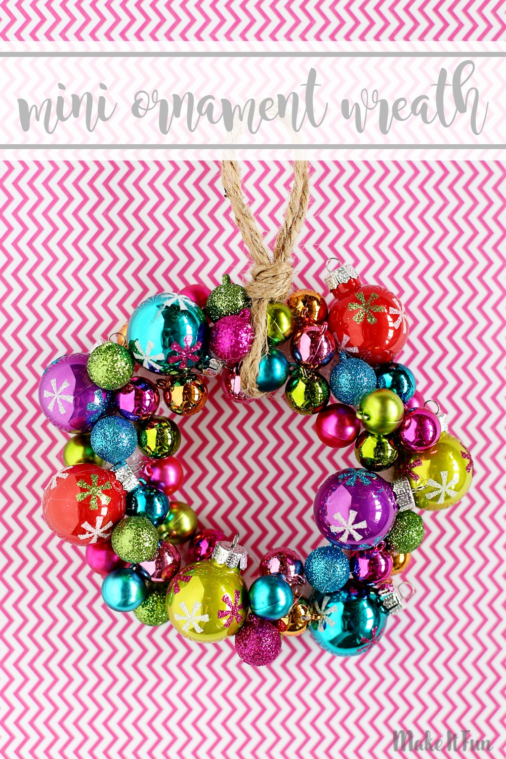 mini-ornament-wreath-mif-text