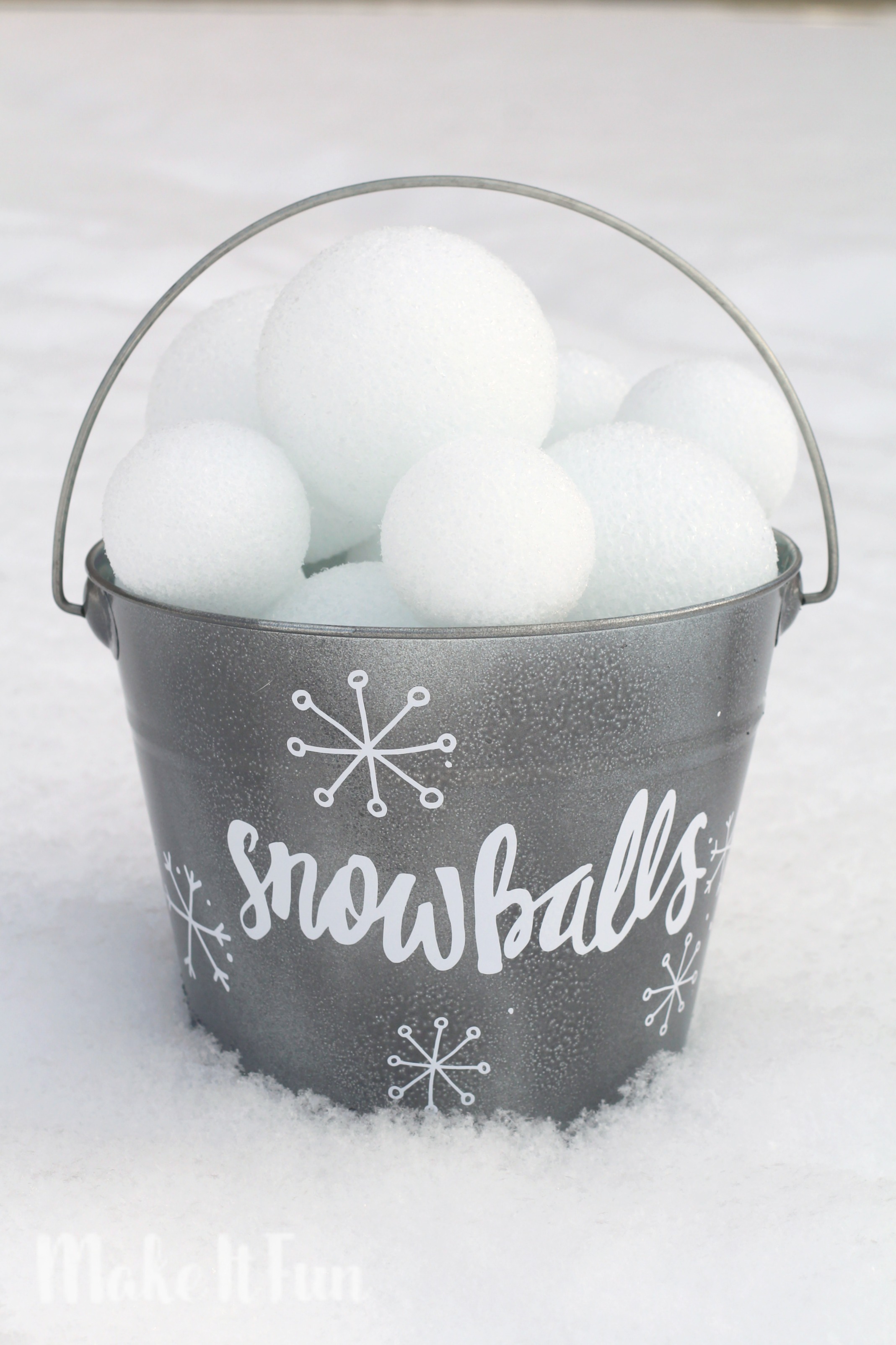 Snowball Bucket Games | Make It Fun Blog