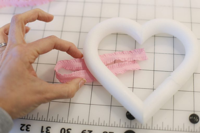 Ribbon Heart Wreath with Video Tutorial Make It Fun Blog